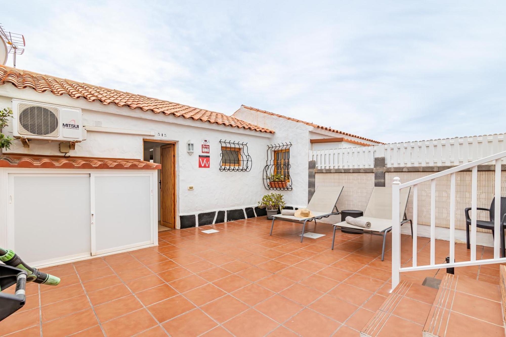 Canarian Holiday Home - Sunset Bungalow In Playa Del Ingles ซานบาร์โตโลเม ภายนอก รูปภาพ