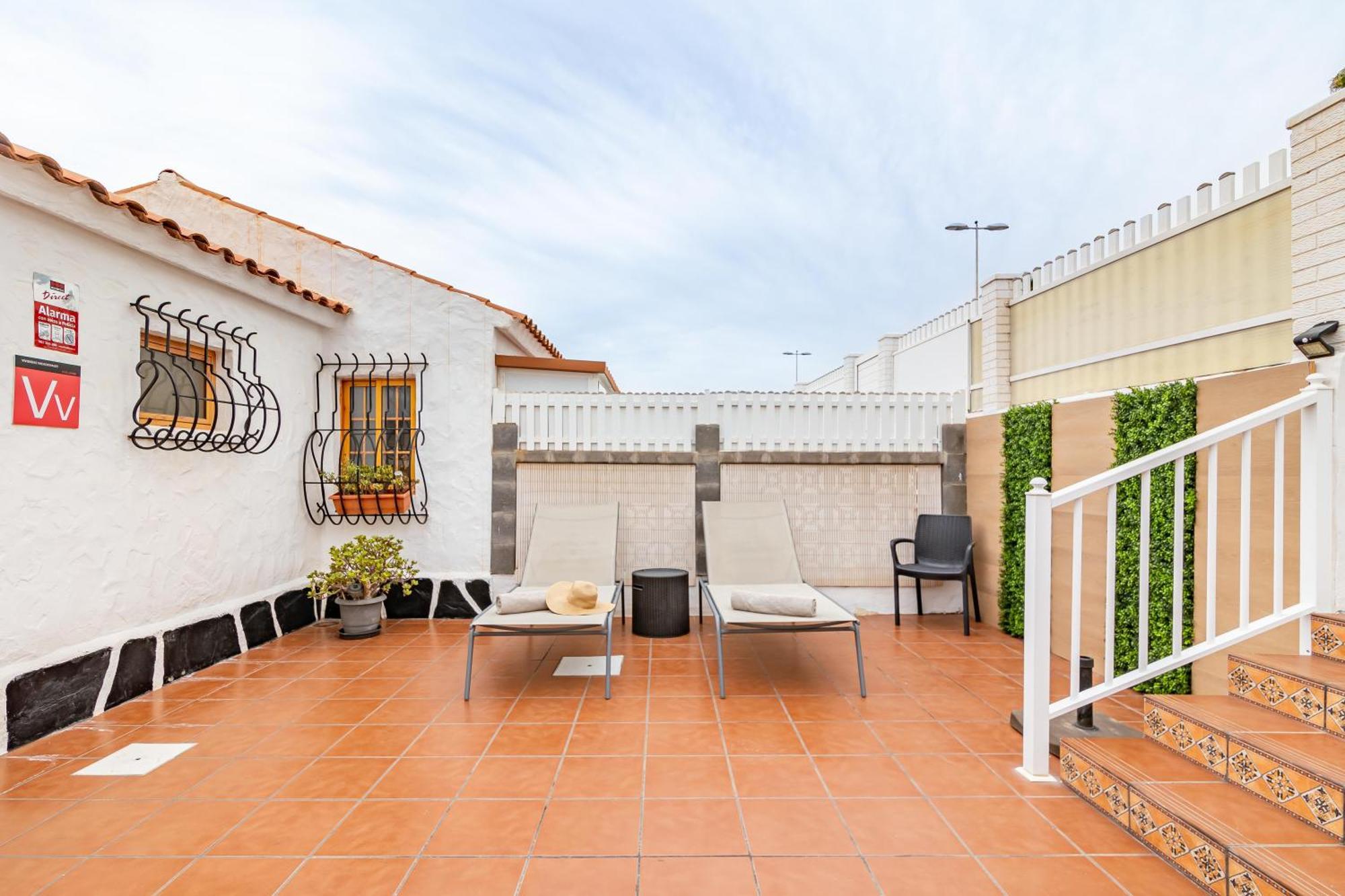 Canarian Holiday Home - Sunset Bungalow In Playa Del Ingles ซานบาร์โตโลเม ภายนอก รูปภาพ